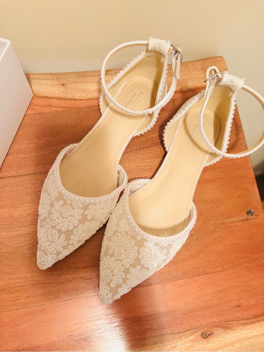 Lace Pointed-Toe Ankle-Strap Flats in Ivory